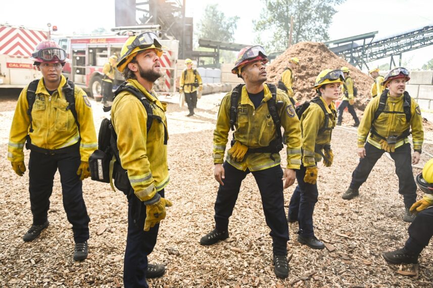 Jules Latimer as Eve Edwards, Max Thieriot as Bode Leone, Jordan Calloway as Jake Crawford, Stephanie Arcila as Gabriela Perez, and Kevin Alejandro as Manny Perez — 'Fire Country' Season 4 Premiere